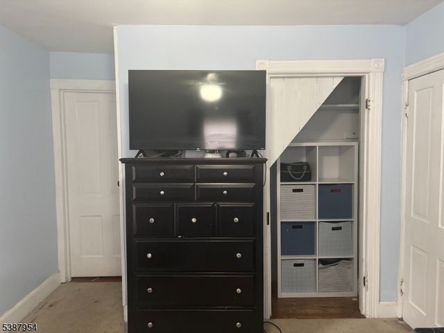 25 Park Ave, Flemington Boro, NJ 08822