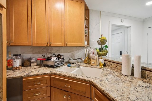 619 Dewey Avenue, Rochester, NY 14613