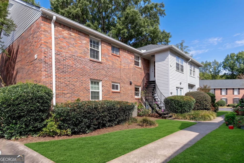 6700 Roswell Road 15D, Sandy Springs, GA 30328 — exterior