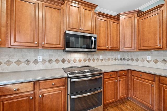 3827 Bay Orchard Lane, Loganville, GA 30052