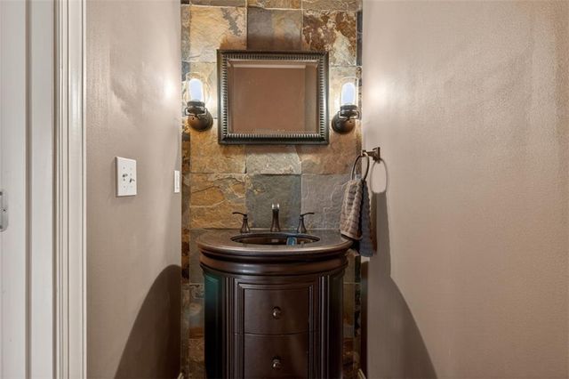 3827 Bay Orchard Lane, Loganville, GA 30052
