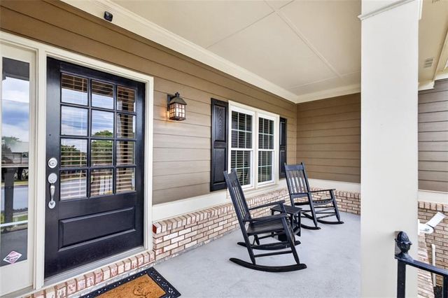 3827 Bay Orchard Lane, Loganville, GA 30052