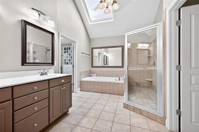 3827 Bay Orchard Lane, Loganville, GA 30052