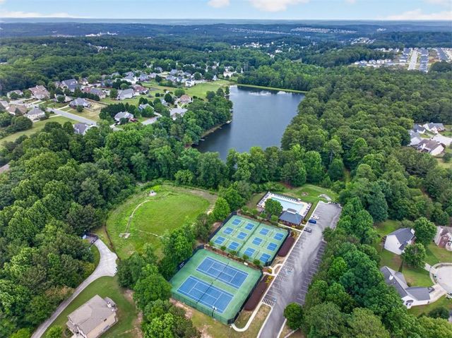 3827 Bay Orchard Lane, Loganville, GA 30052