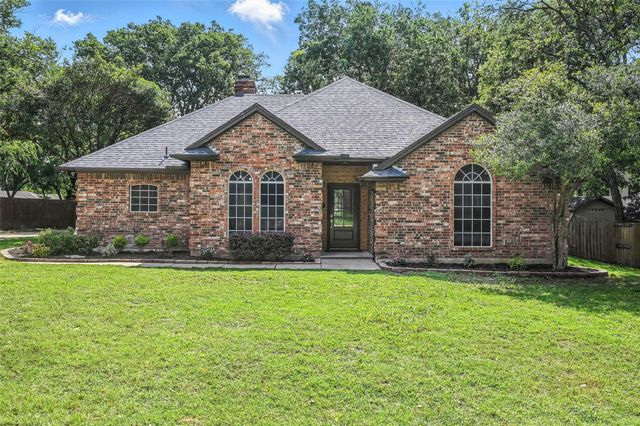 3719 Dahlia Drive, Grand Prairie, TX 75052