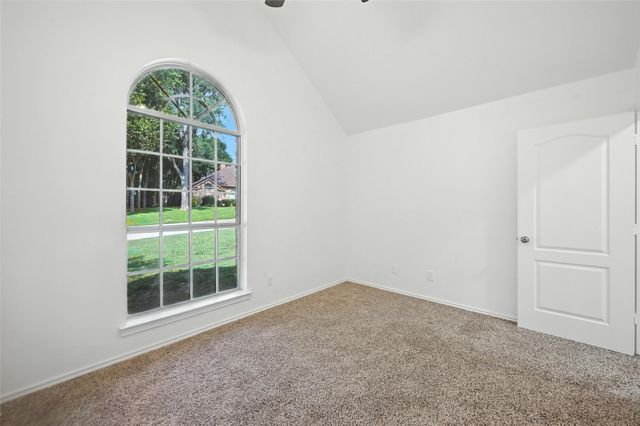 3719 Dahlia Drive, Grand Prairie, TX 75052