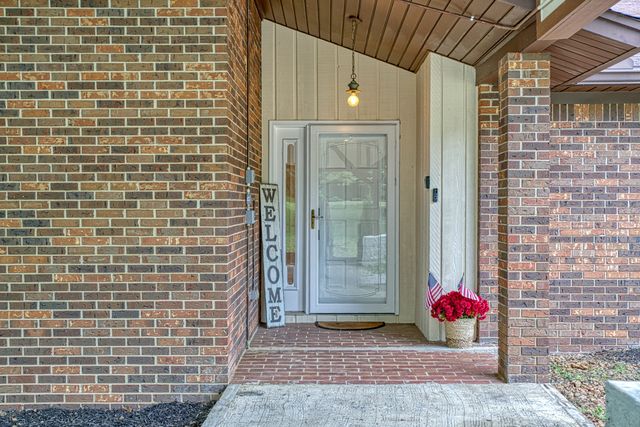 3847 Post Oak Cir, Cookeville, TN 38506