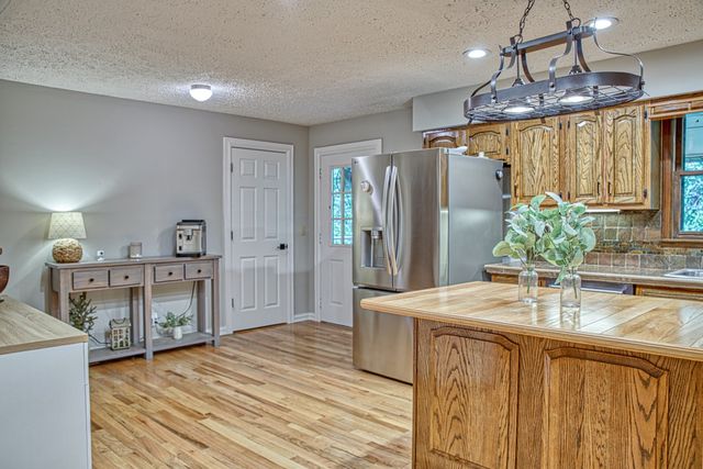 3847 Post Oak Cir, Cookeville, TN 38506