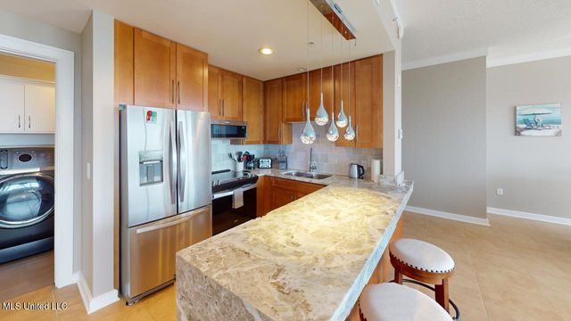 2060 Beach Boulevard, 1603, Biloxi, MS 39531