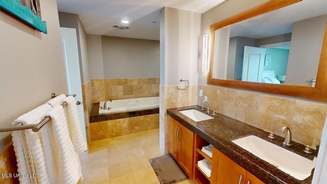 2060 Beach Boulevard, 1603, Biloxi, MS 39531