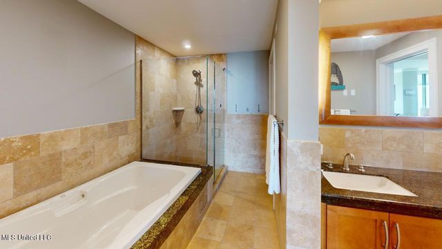 2060 Beach Boulevard, 1603, Biloxi, MS 39531