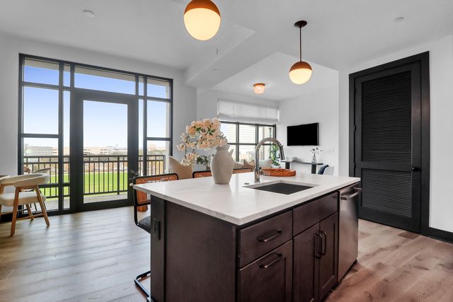 5 Gadsdenboro Street 501, Charleston, SC 29401