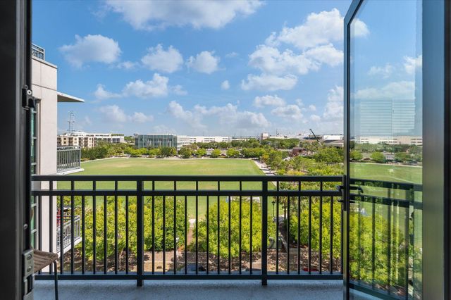 5 Gadsdenboro Street 501, Charleston, SC 29401