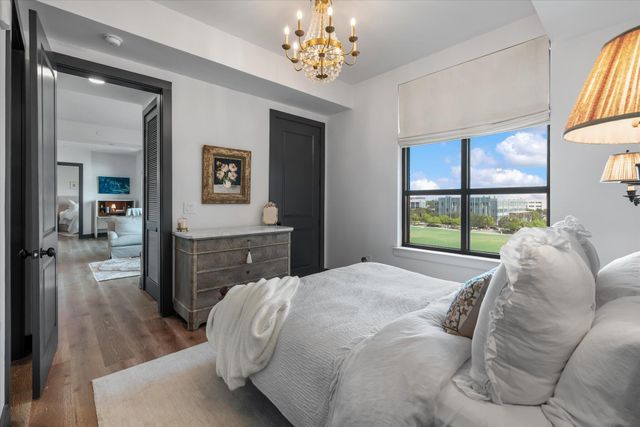 5 Gadsdenboro Street 501, Charleston, SC 29401