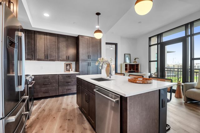 5 Gadsdenboro Street 501, Charleston, SC 29401