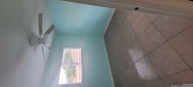 5810 WOODHILL, San Antonio, TX 78218