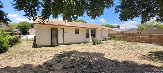 5810 WOODHILL, San Antonio, TX 78218