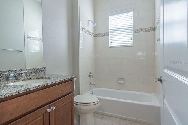 906 VICTORIA HILLS DRIVE S, Deland, FL 32724