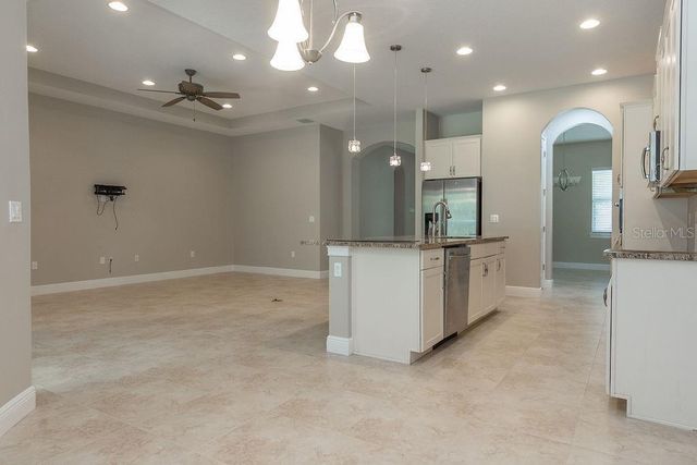 906 VICTORIA HILLS DRIVE S, Deland, FL 32724