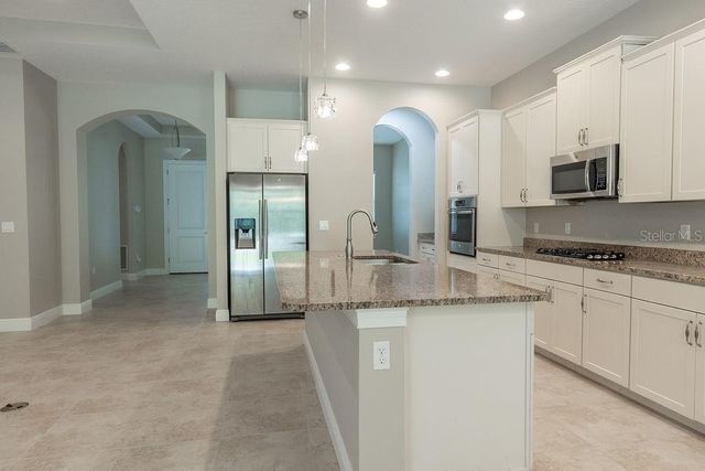 906 VICTORIA HILLS DRIVE S, Deland, FL 32724