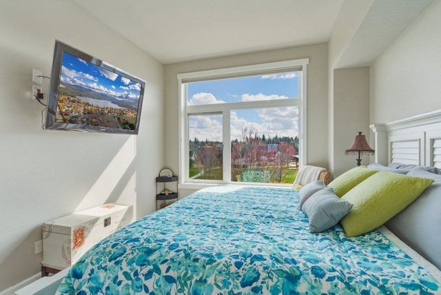 2220 W Summit Pkwy, Spokane, WA 99201