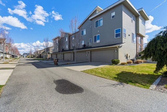 2220 W Summit Pkwy, Spokane, WA 99201