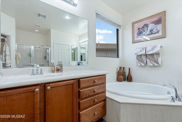 10124 S Gold Wagon Way, Vail, AZ 85641