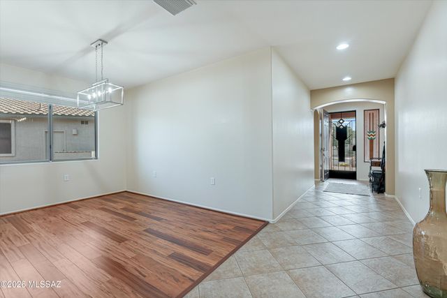 10124 S Gold Wagon Way, Vail, AZ 85641