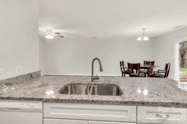 601 Apple Street, Gastonia, NC 28054