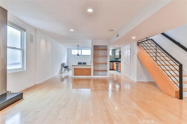 1115 19th, Santa Monica, CA 90403