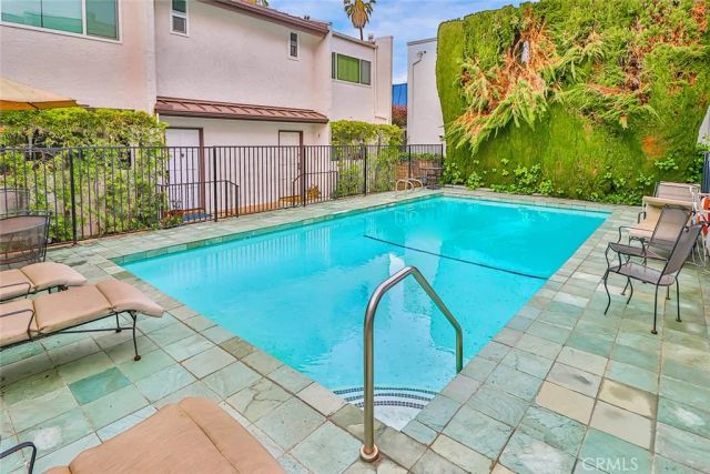 1115 19th, Santa Monica, CA 90403