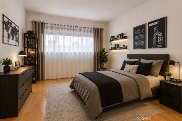 1115 19th, Santa Monica, CA 90403