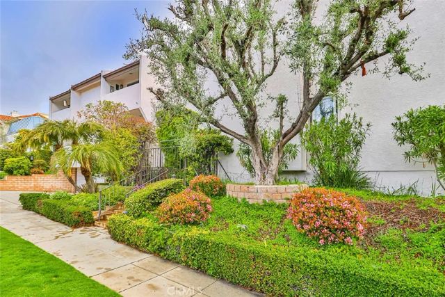 1115 19th, Santa Monica, CA 90403