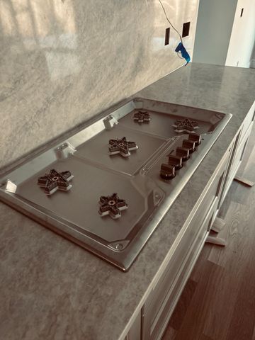 18 Solace Pointe Road, Meredith, NH 03253