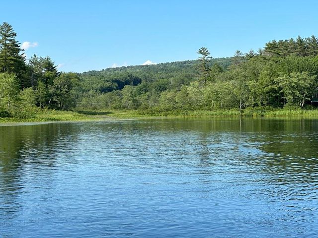 18 Solace Pointe Road, Meredith, NH 03253