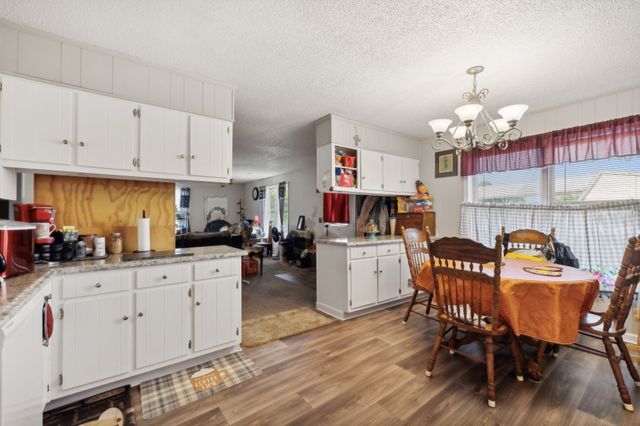 4901 Highway 52, W, Lafayette, TN 37083