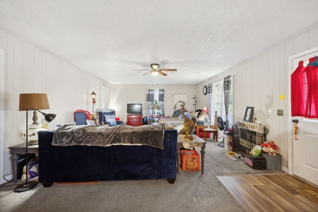 4901 Highway 52, W, Lafayette, TN 37083