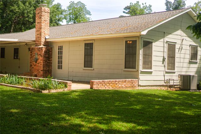 367 Pecan Street, Van, TX 75790