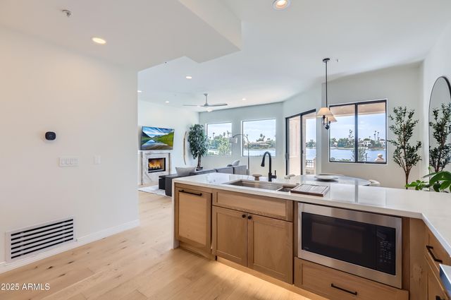 8270 N HAYDEN Road 1010, Scottsdale, AZ 85258