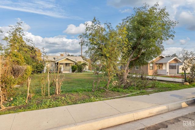 720 Beech Street, Bakersfield, CA 93304