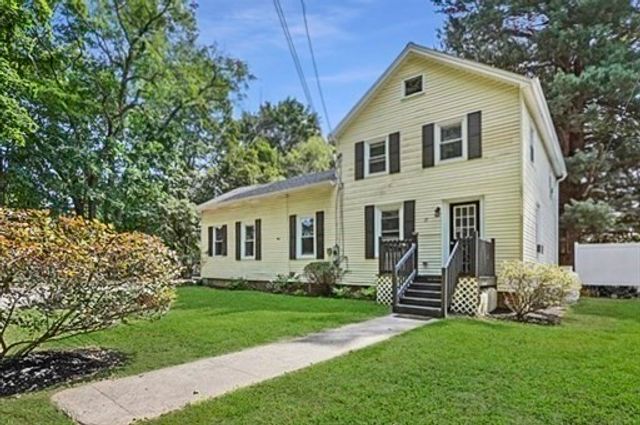 29 Bennett Lane, Lancaster, MA 01523
