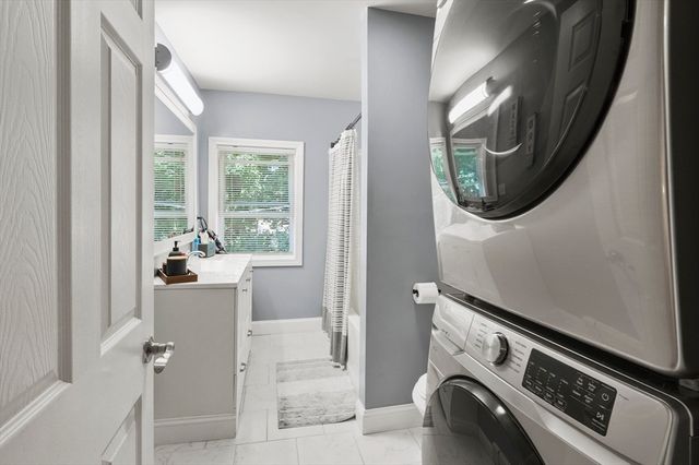 29 Bennett Lane, Lancaster, MA 01523