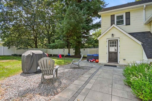 29 Bennett Lane, Lancaster, MA 01523