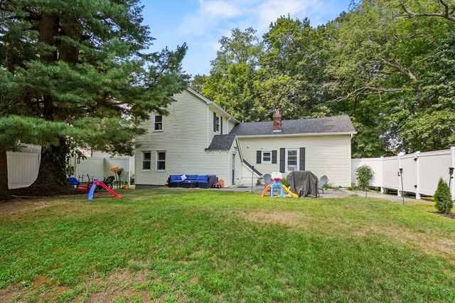 29 Bennett Lane, Lancaster, MA 01523