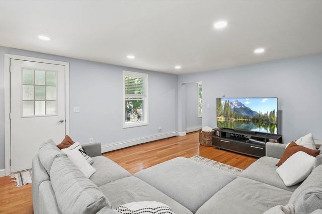 29 Bennett Lane, Lancaster, MA 01523