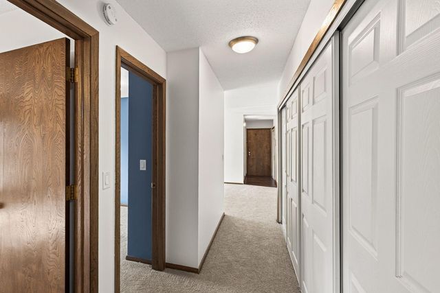 921 11th Avenue S 5, Hopkins, MN 55343