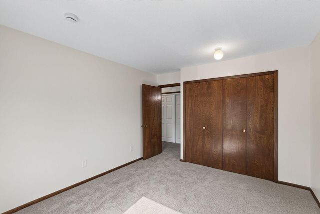 921 11th Avenue S 5, Hopkins, MN 55343