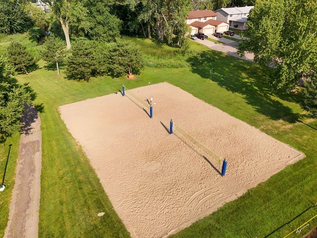 921 11th Avenue S 5, Hopkins, MN 55343