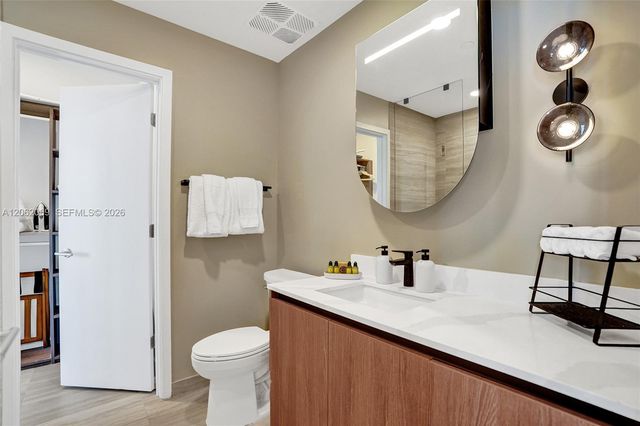 580 72nd Street 1809, Miami Beach, FL 33141