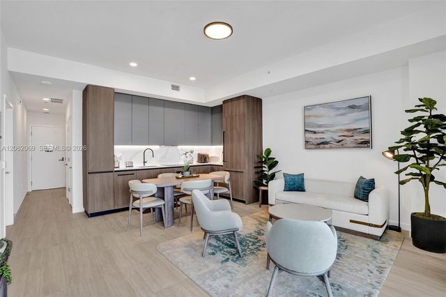 580 72nd Street 1809, Miami Beach, FL 33141